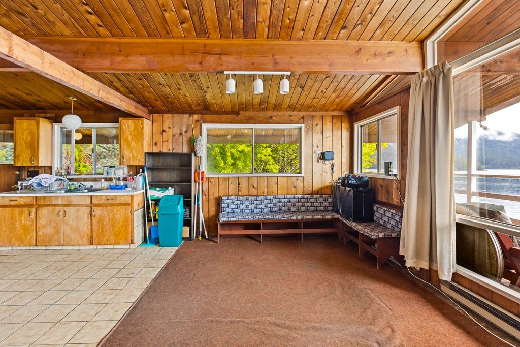 listing image 1103648877798469866