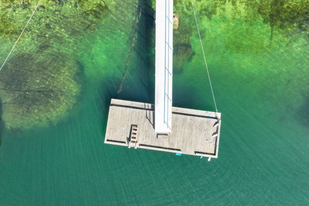 listing image 1100328635200003882