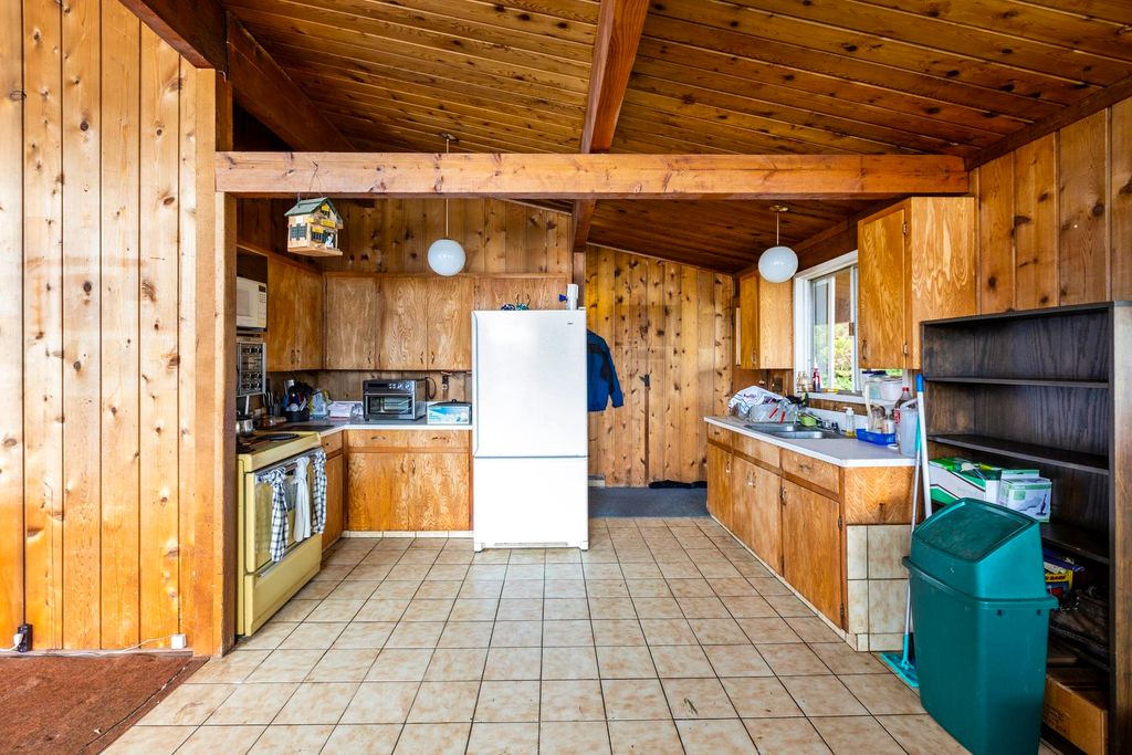 listing image 1103646243277794089