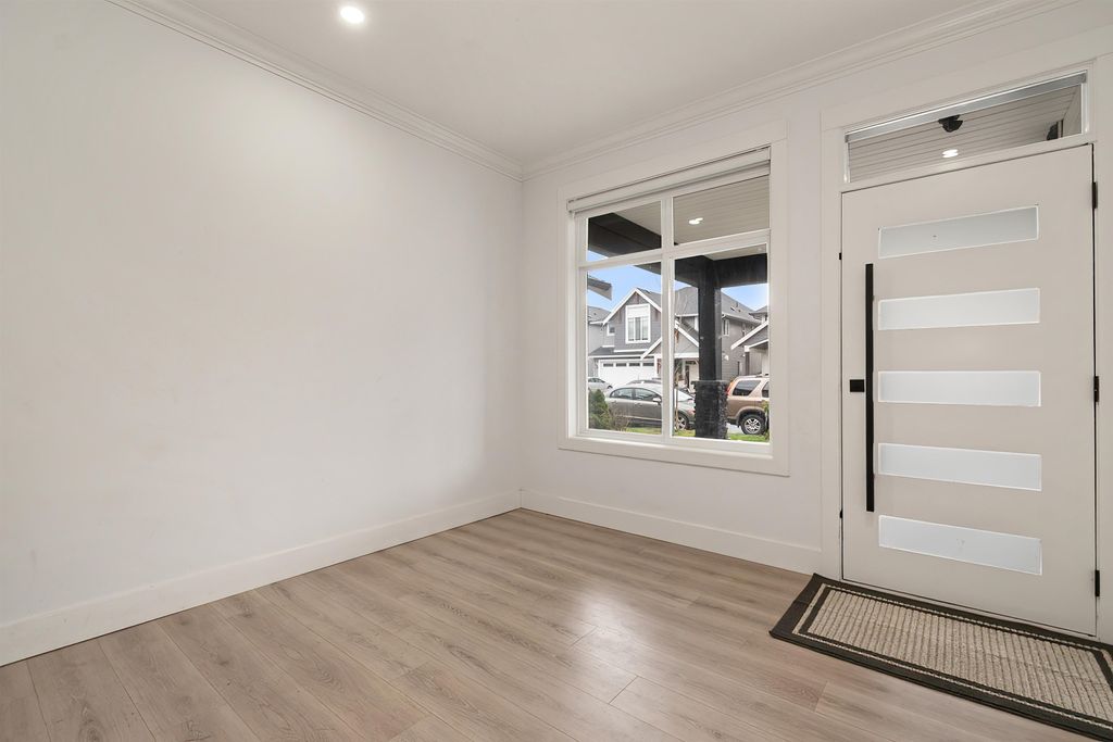 Photo of 9262 Sitka Place, Chilliwack, BC V2P 8B6 (MLS # R3100104)