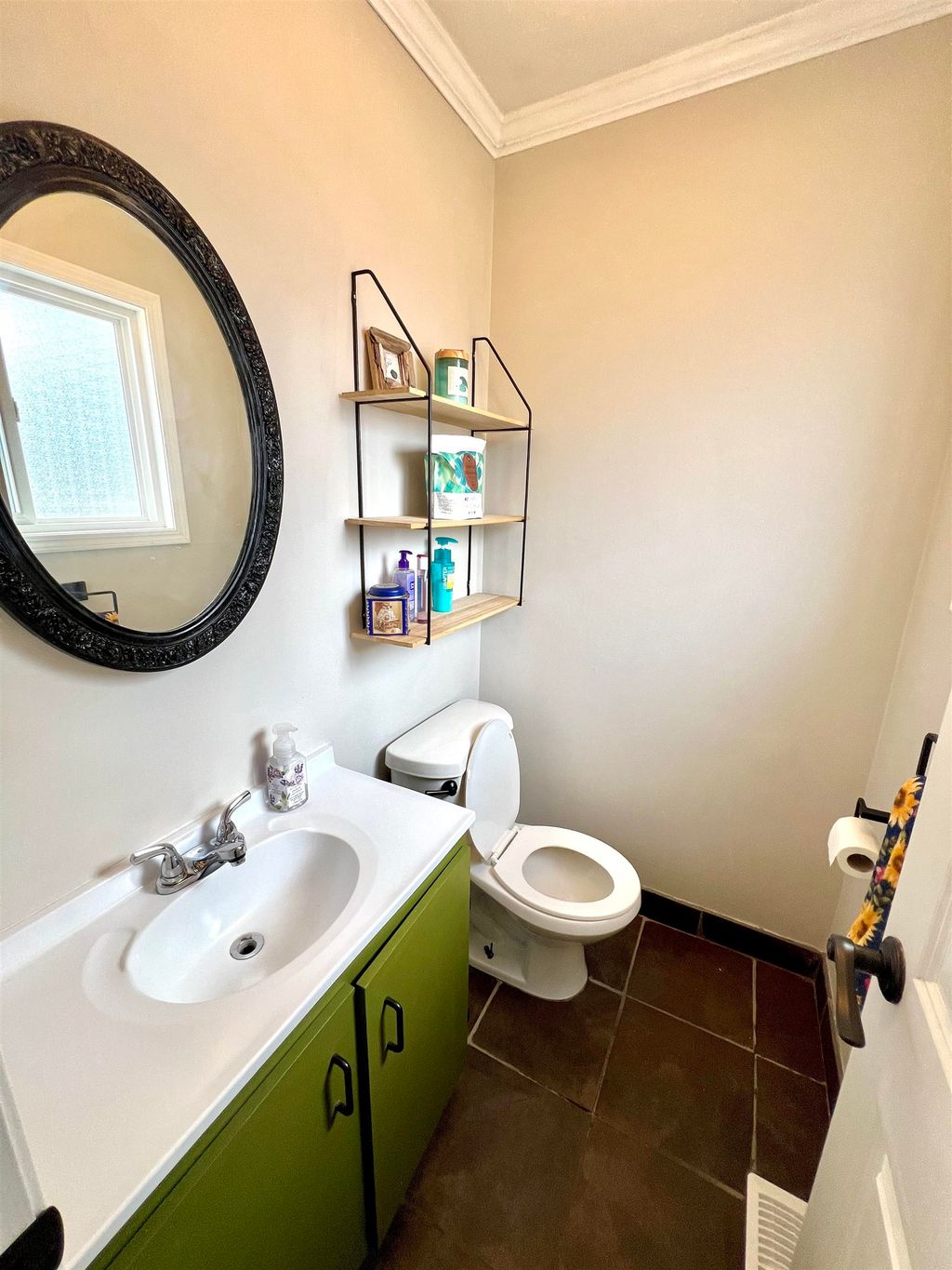 listing image 1109249875900032082