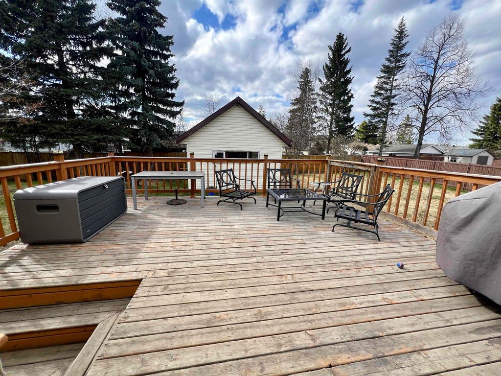 listing image 1102534024093126993