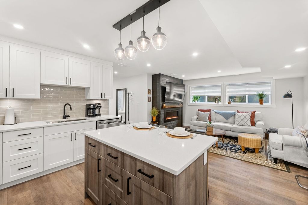 Photo of 7397 202a Street, Langley, BC V2Y 0A8 (MLS # R3124884)