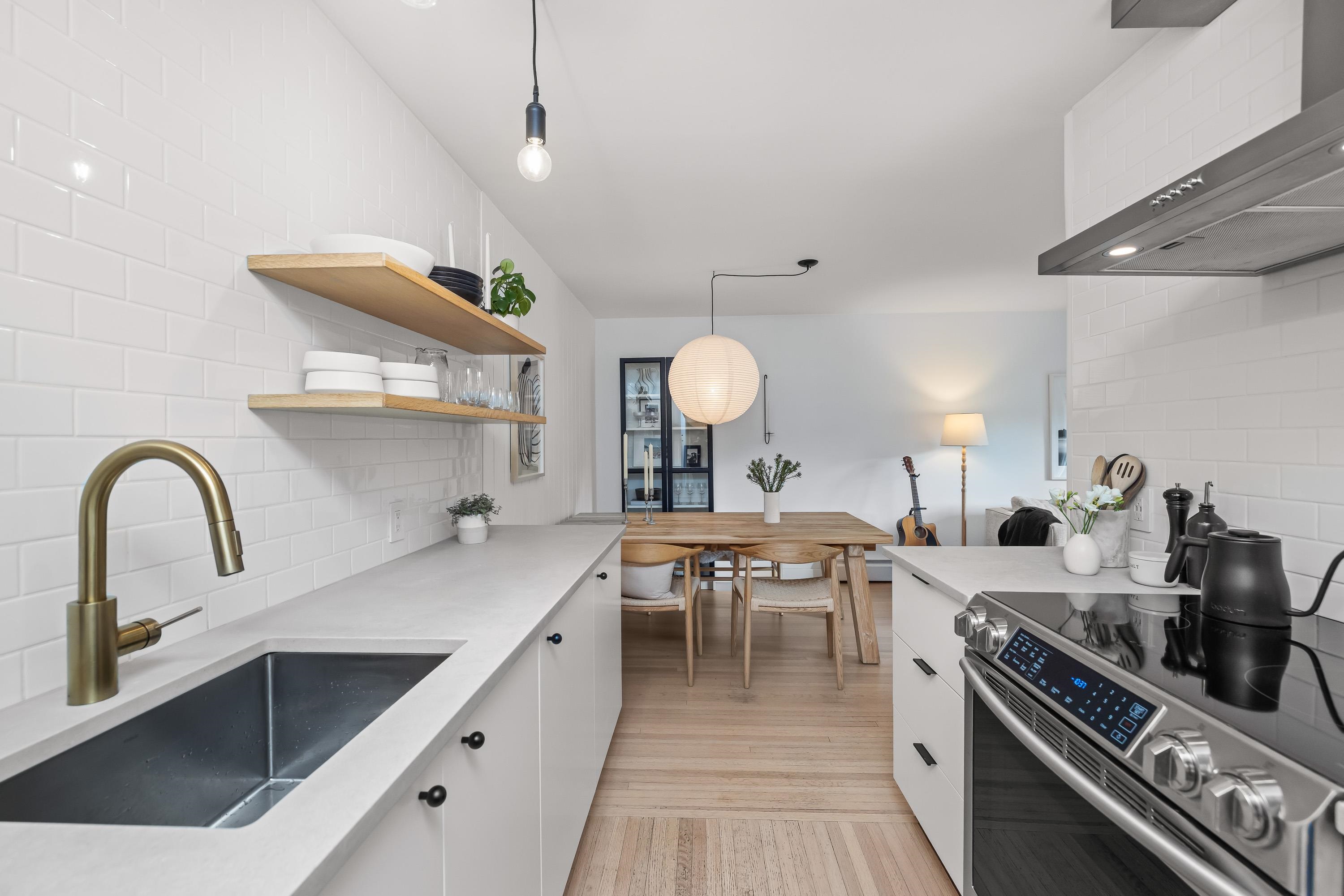 1424 Walnut Street 207