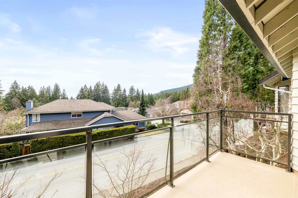 listing image 1101479716424418780