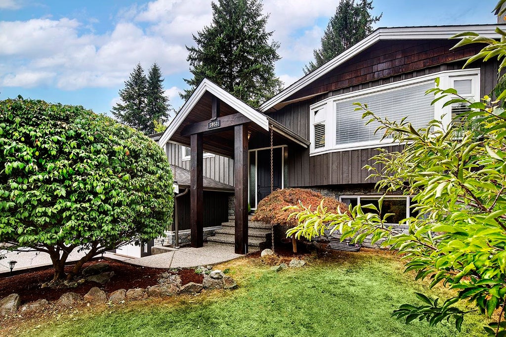Photo of 3953 206a Street, Langley, BC V3A 7A8 (MLS # R3166846)