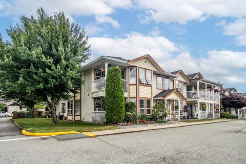 20554 118 Avenue 12 Maple Ridge BC V2X 0S3