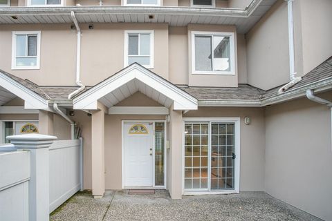 7128 18th Avenue 30 Burnaby BC V3N 1H1