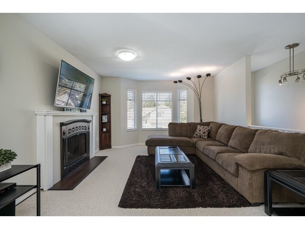 Photo of 13526 64a Avenue, Surrey, BC V3W 9H7 (MLS # R3171596)