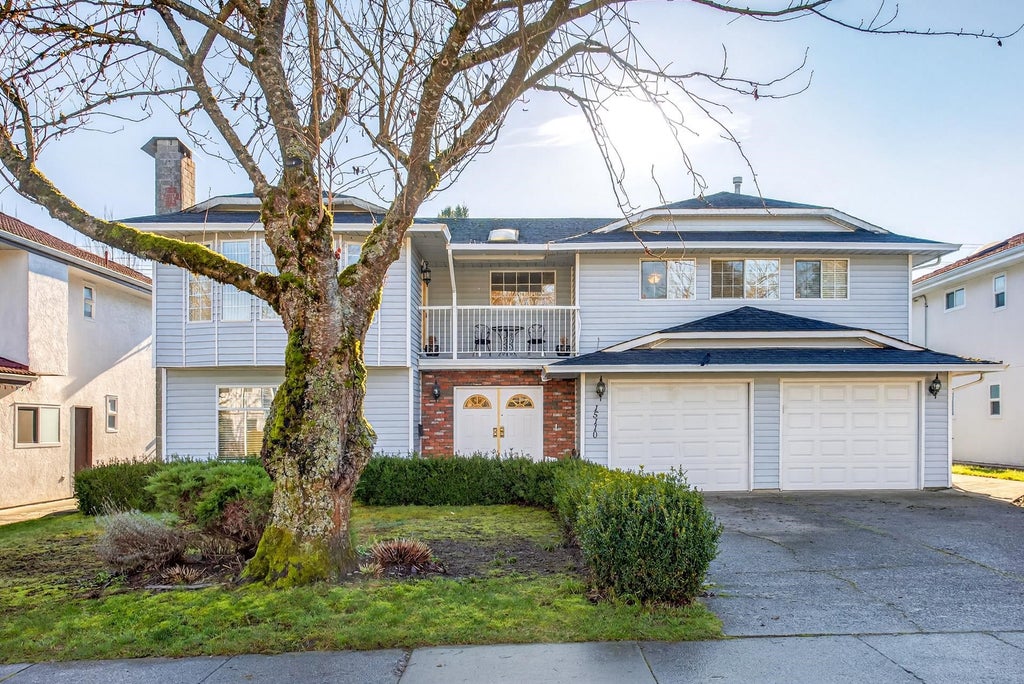 Photo of 15110 95a Avenue, Surrey, BC V3R 1E5 (MLS # R3172653)