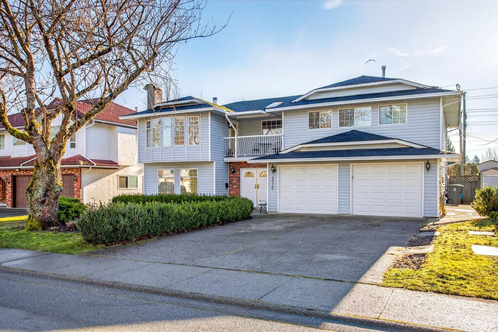Photo of 15110 95a Avenue, Surrey, BC V3R 1E5 (MLS # R3172653)