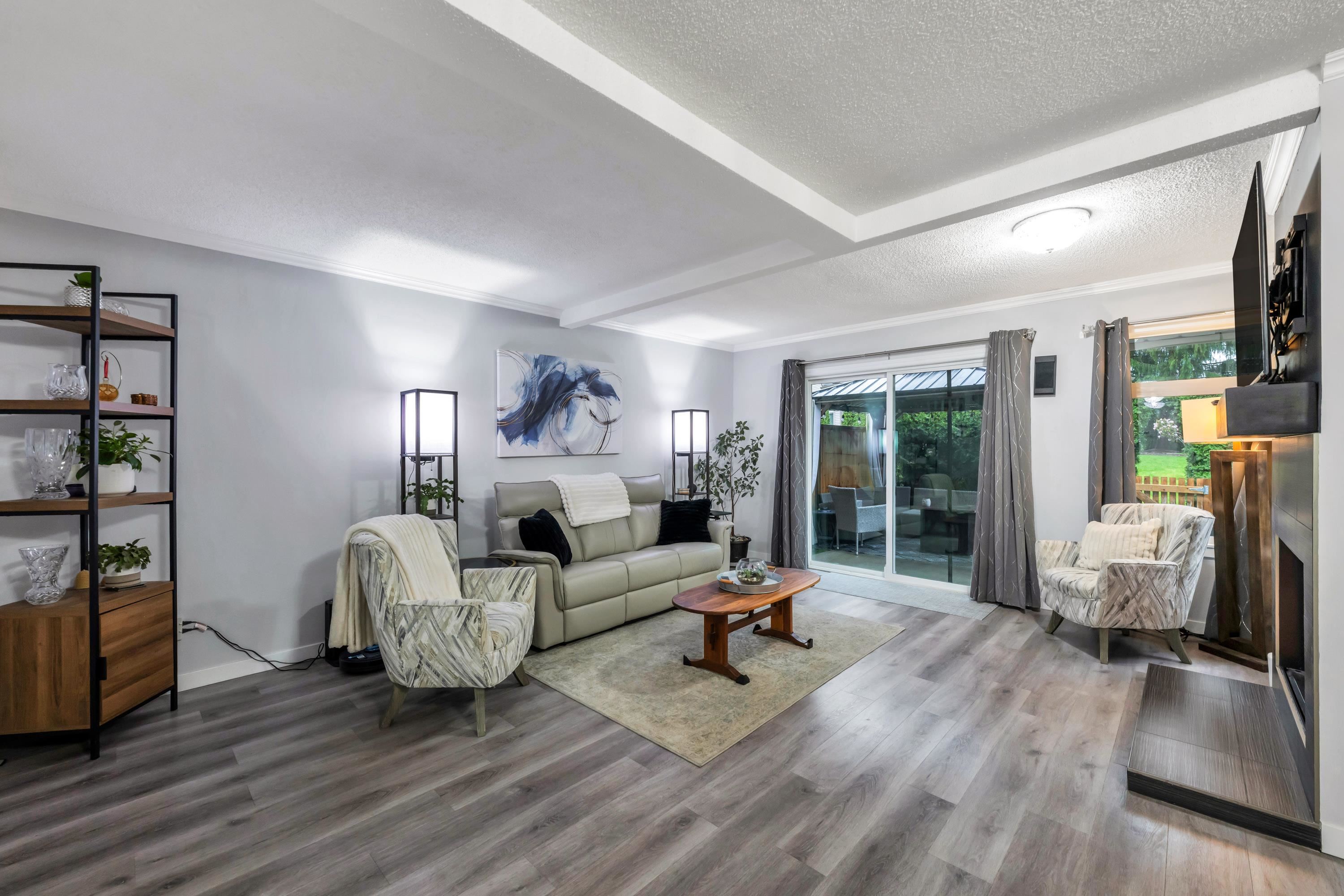 9045 Walnut Grove Drive 26