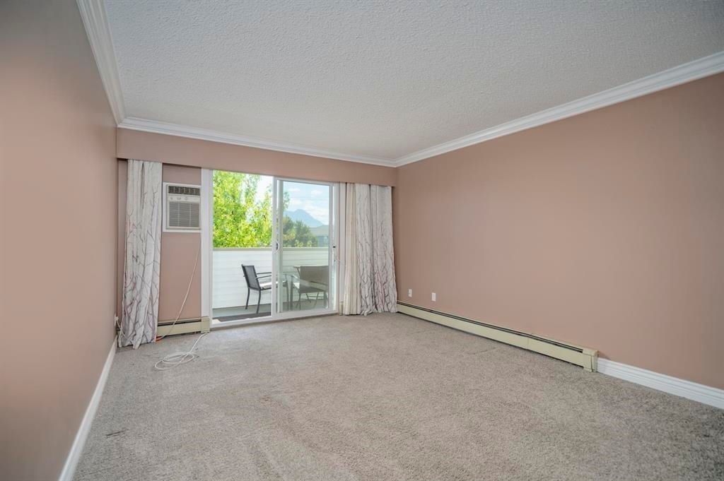 Photo of 9175 Mary Street #202, Chilliwack, BC V2P 4H7 (MLS # R3104289)