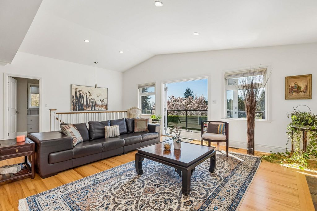 listing image 1108484217424936476