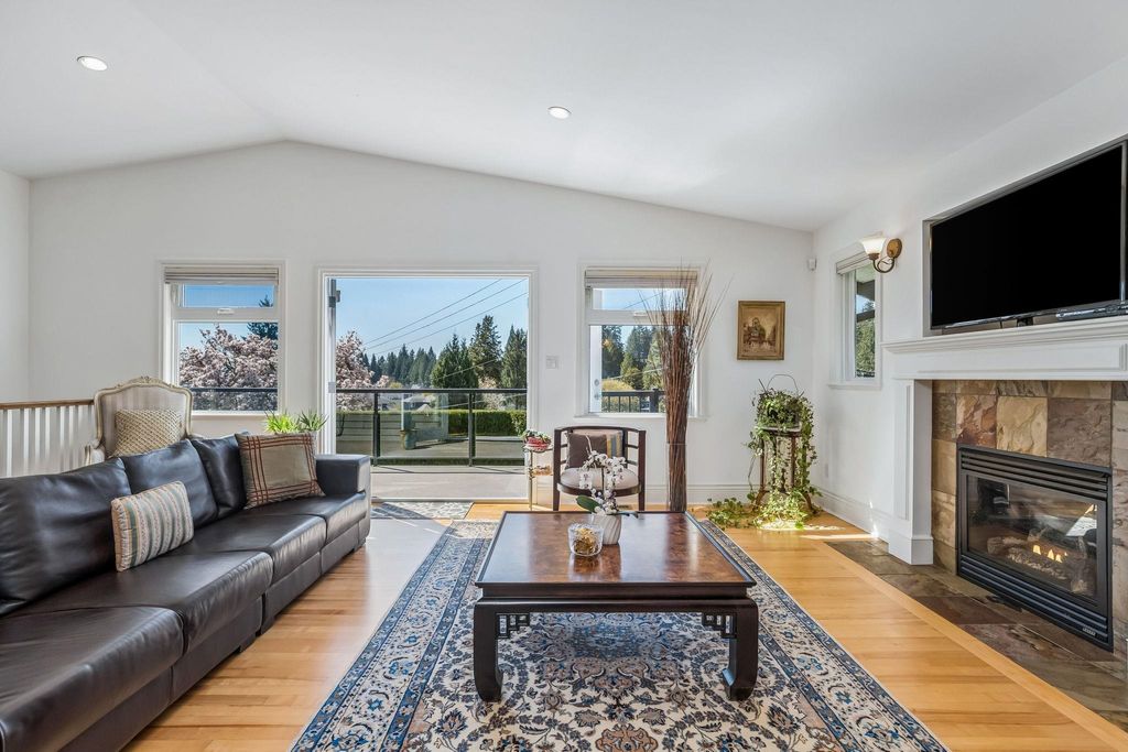 listing image 1105867752895285383