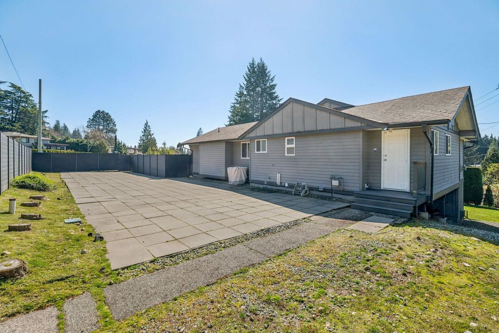 listing image 1100972076743404619