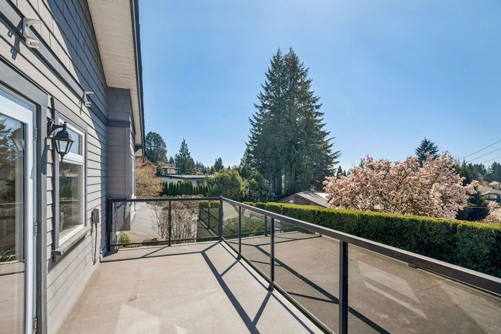 listing image 1107602370142232036