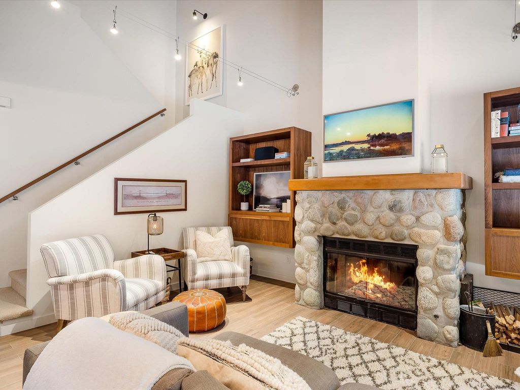 listing image 1105900451869683149