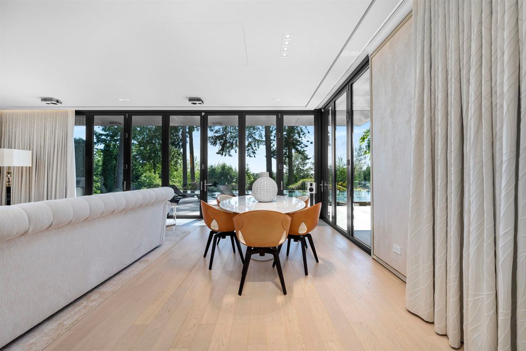 listing image 1100926296574946932