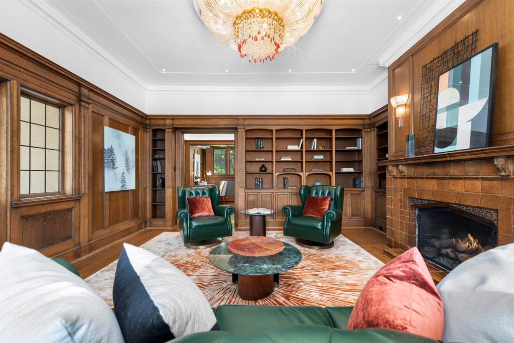 listing image 1109754383162807103