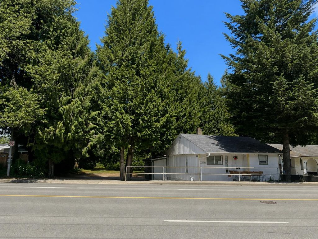 Photo of 33431 George Ferguson Way, Abbotsford, BC V2S 2L9 (MLS # R3132286)