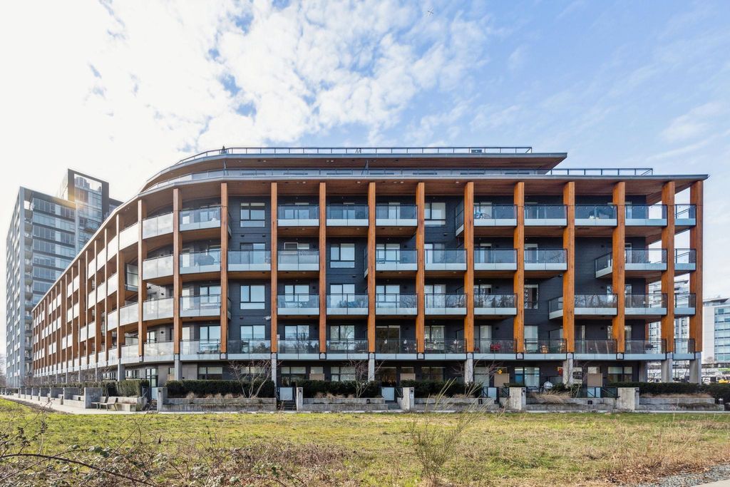 listing image 1102731772457011385