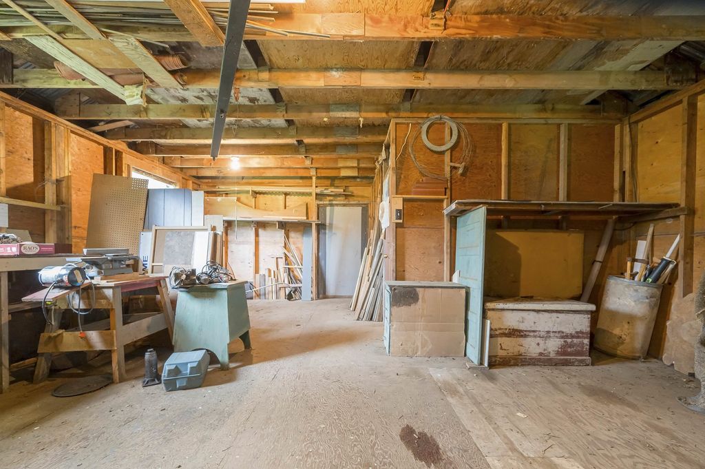 listing image 1106109188209092327