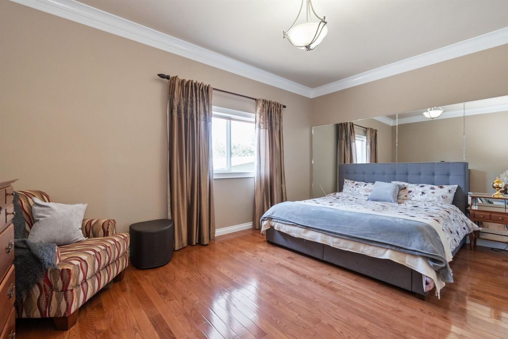 listing image 1108664935750817827