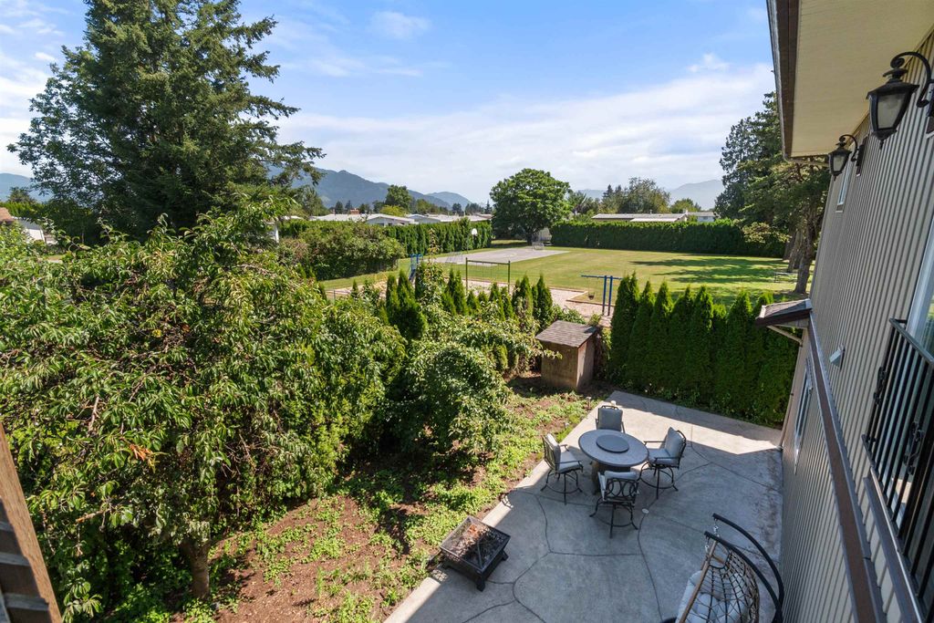 listing image 1100168493527729031