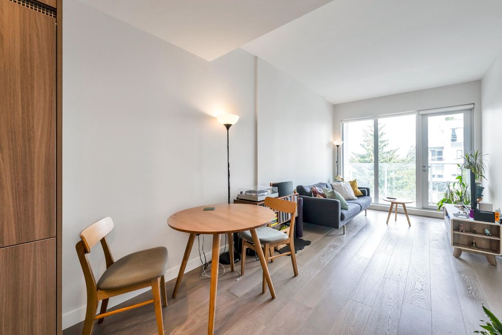 listing image 1101356931338847031