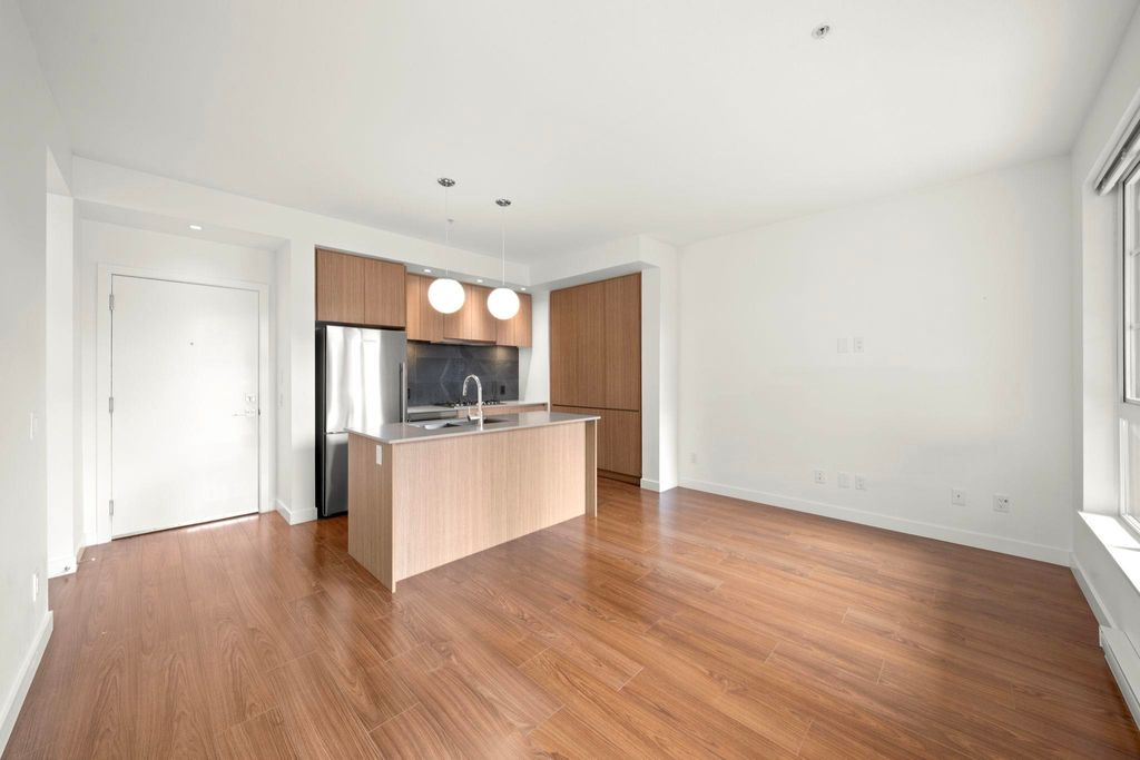 listing image 1109125161045120073