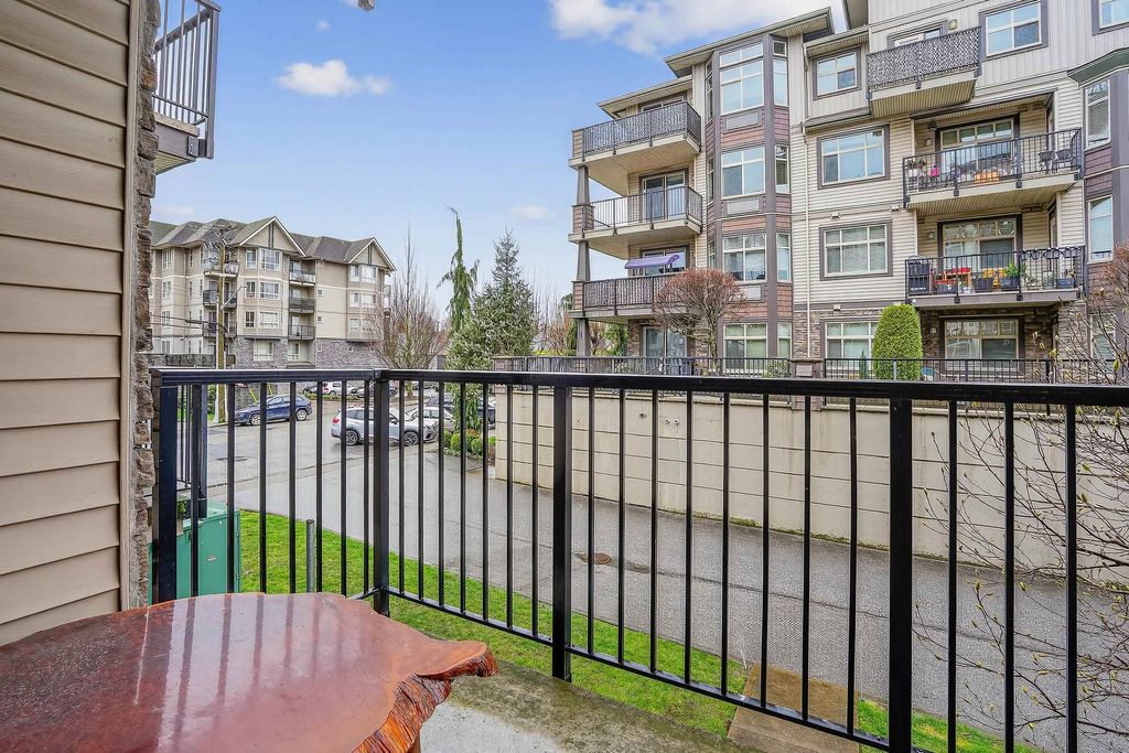 listing image 1101438931303810359