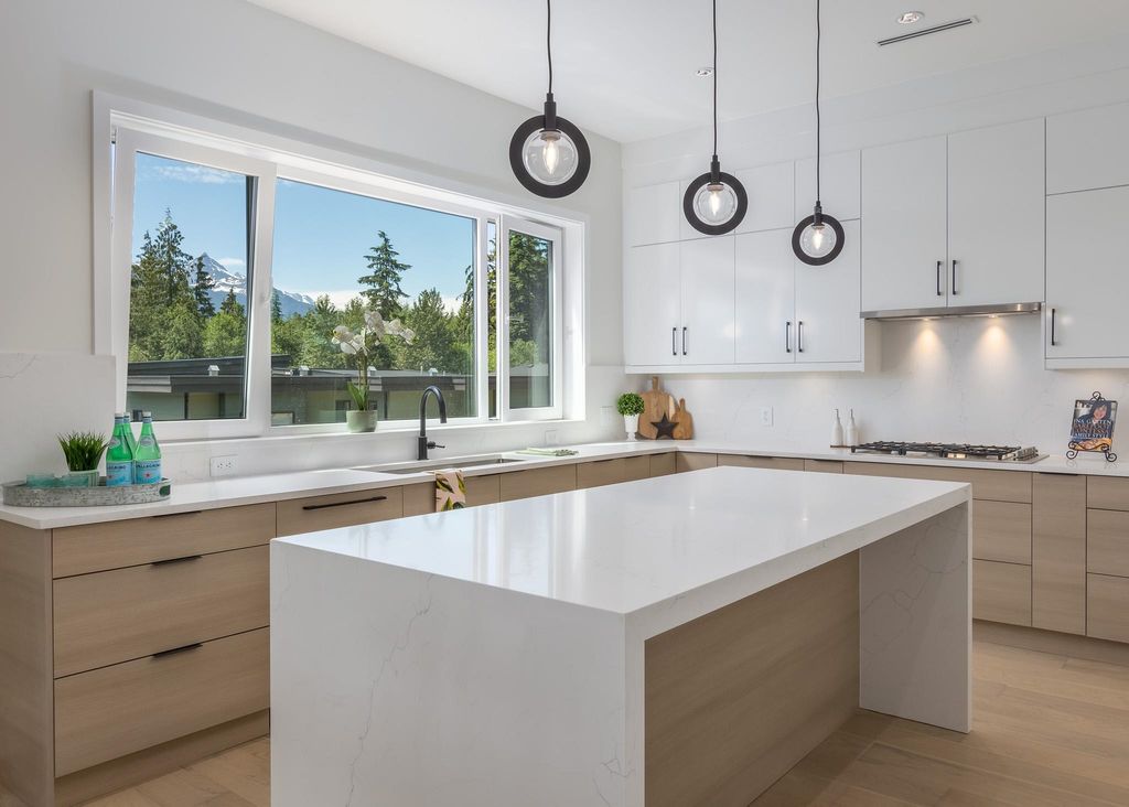 listing image 1101793799024644598