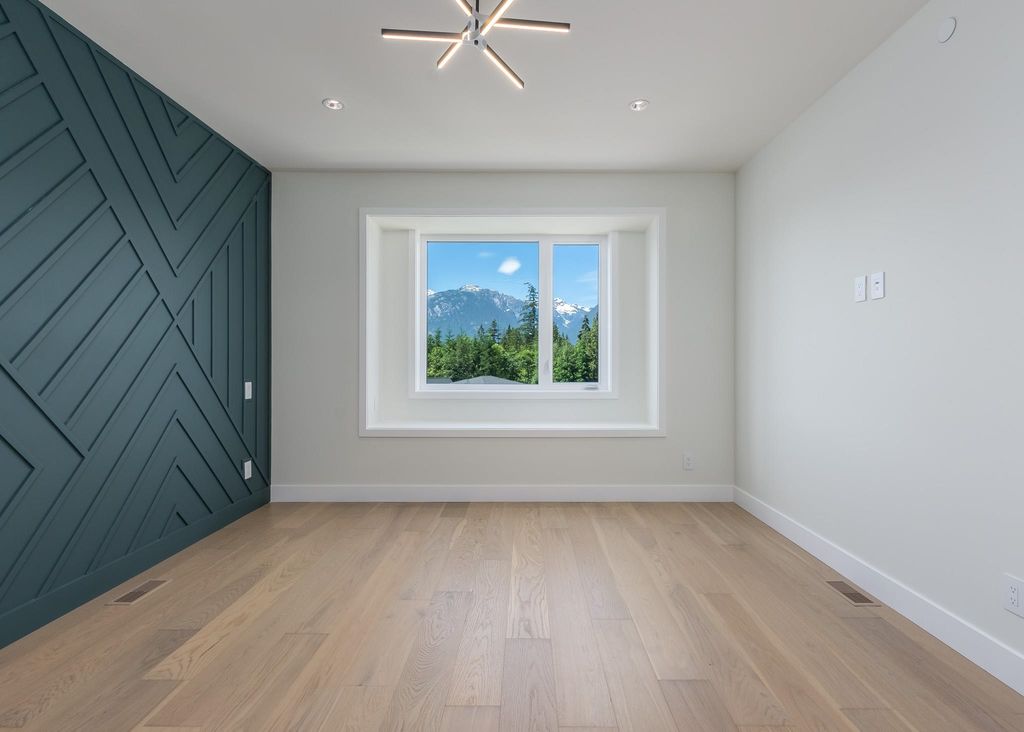 listing image 1100508676355996310