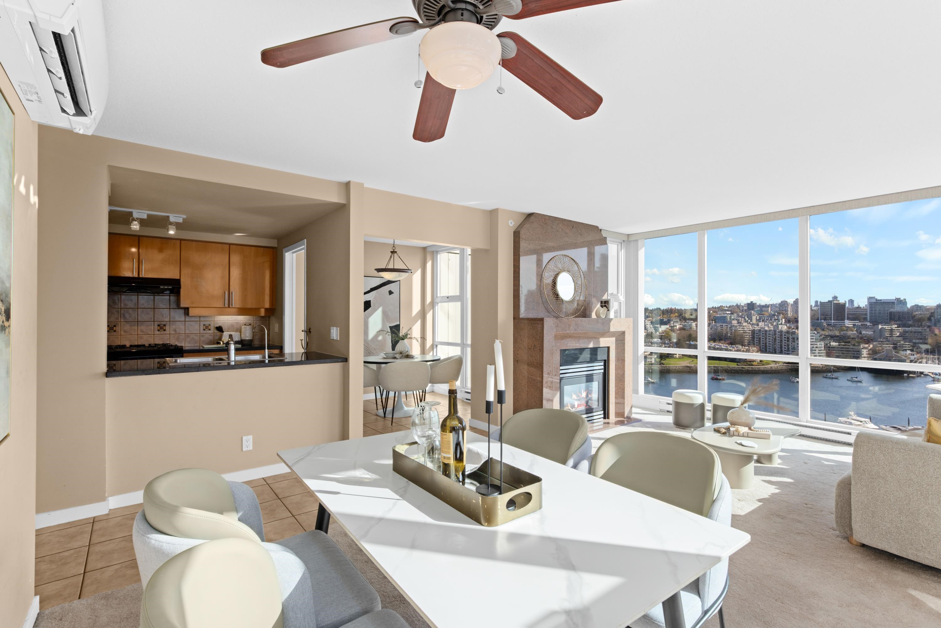 1077 Marinaside Crescent 1703