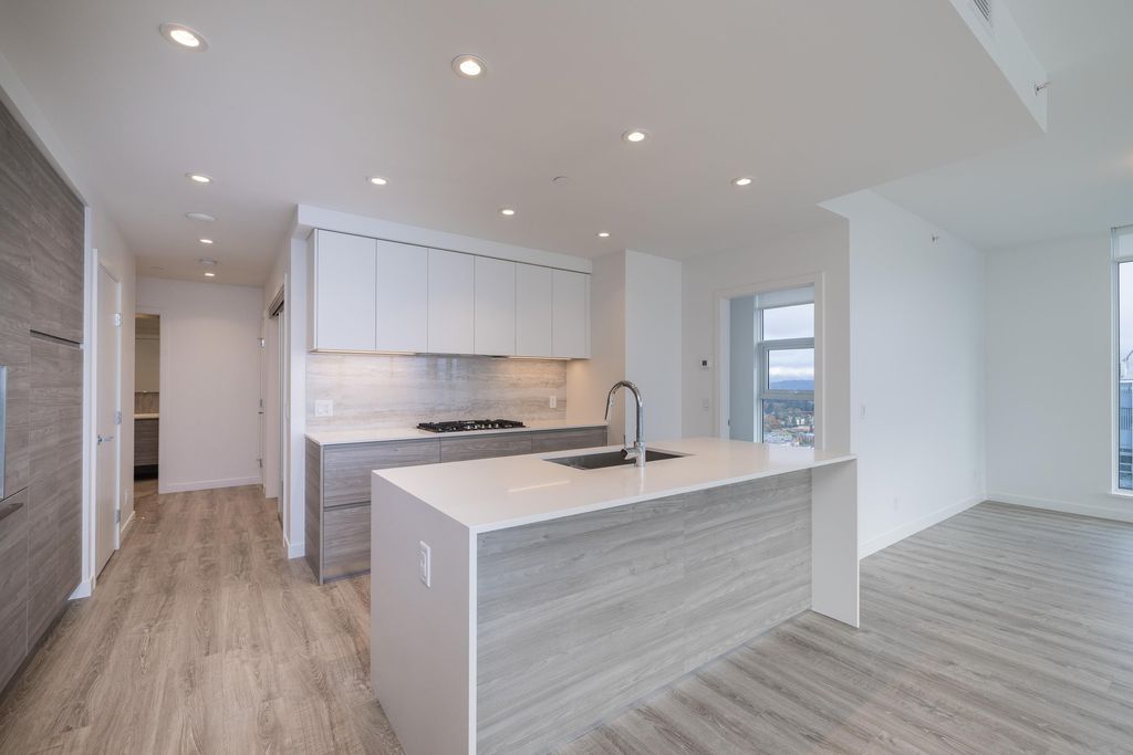 listing image 1107441435502814583