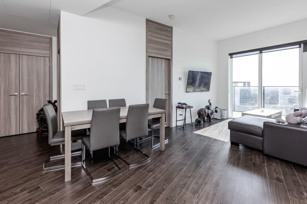 9887 Whalley Boulevard 4106