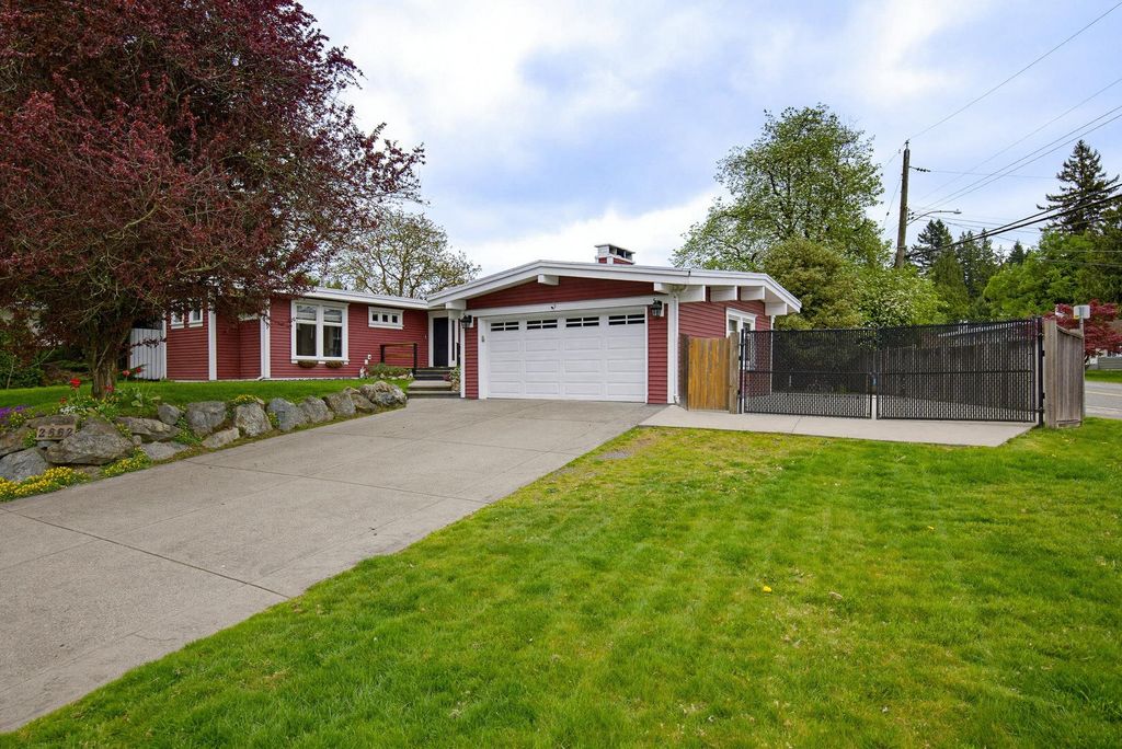 Photo of 2662 Sheffield Way, Abbotsford, BC V2S 4B8 (MLS # R3115101)