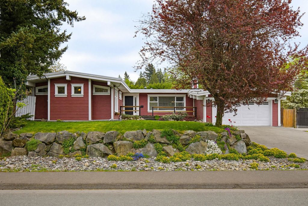 Photo of 2662 Sheffield Way, Abbotsford, BC V2S 4B8 (MLS # R3115101)