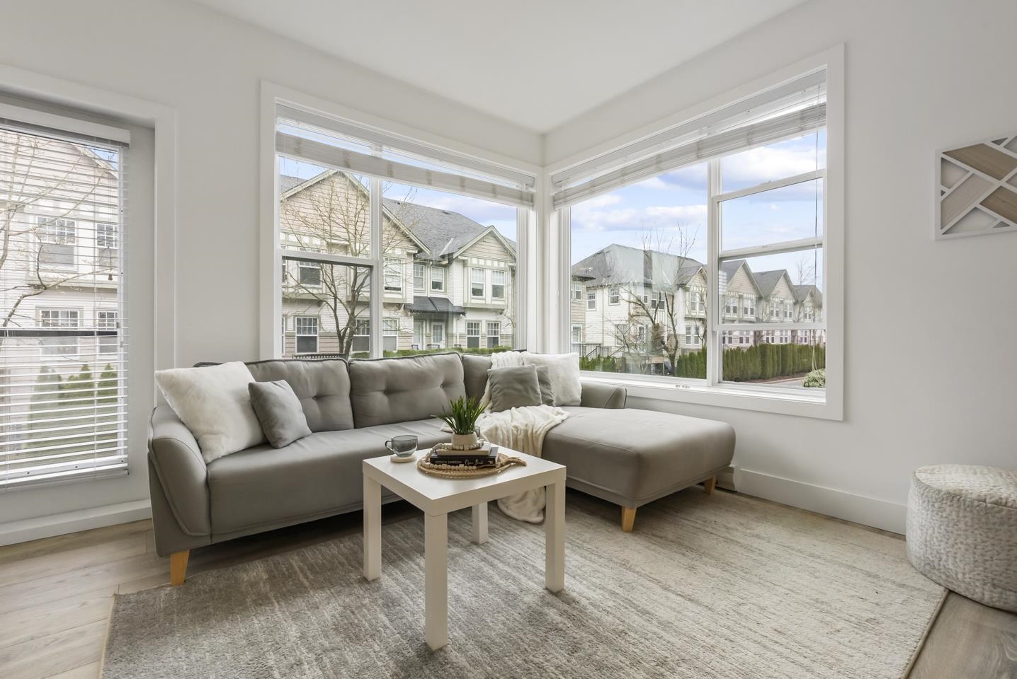 15956 86a Avenue 221