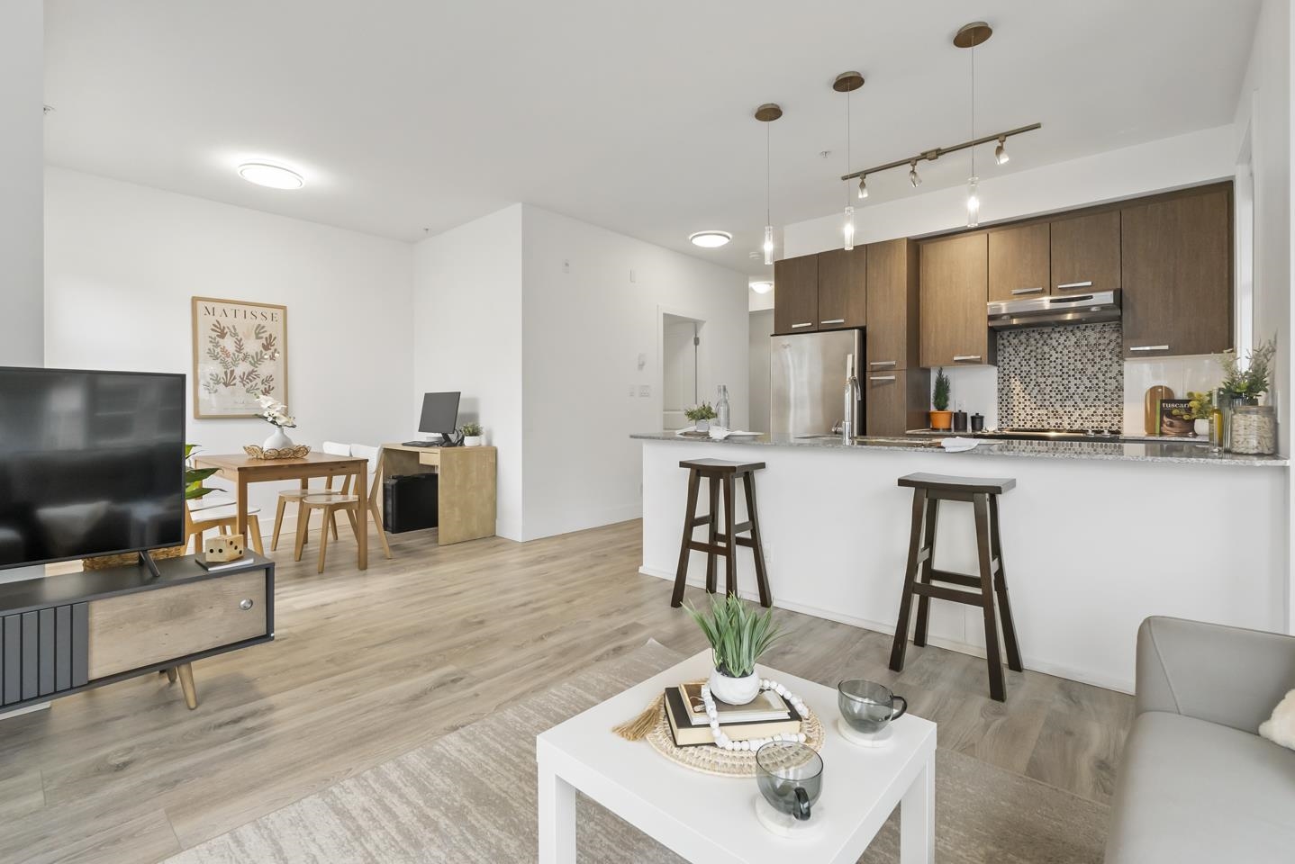 15956 86a Avenue 221