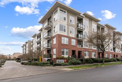 15956 86a Avenue 221 Surrey BC V4N 6N8