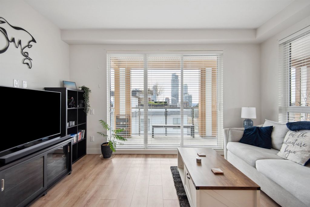 listing image 1106630607635761783
