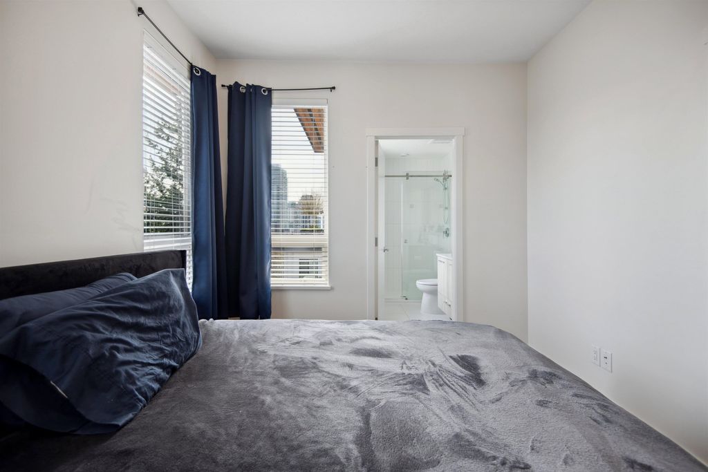 listing image 1106292626908749640