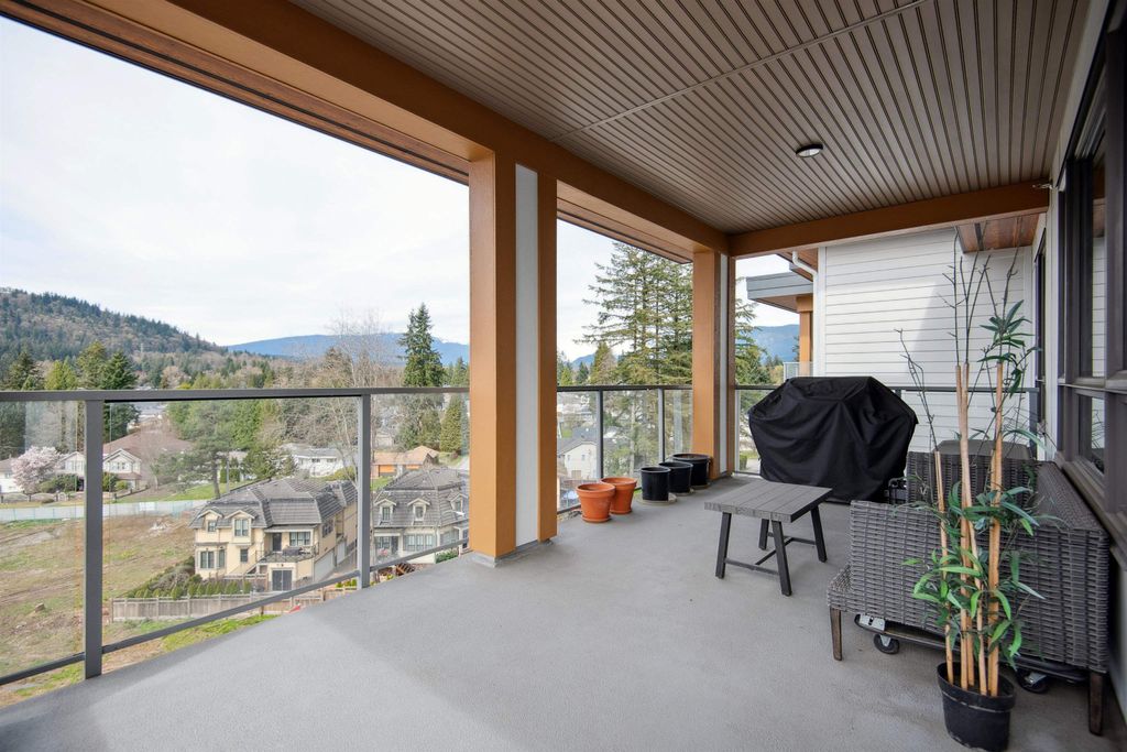 listing image 1101778008888965905