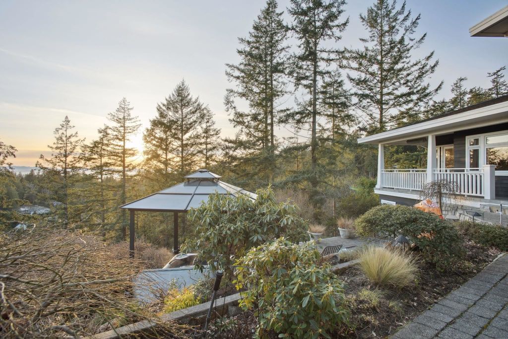 listing image 1100063496418339912