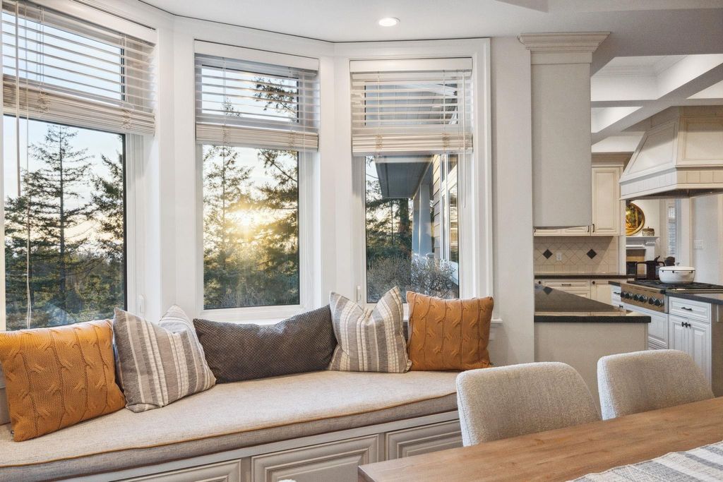 listing image 1104739277185438819