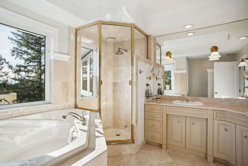 listing image 1100062269002576182