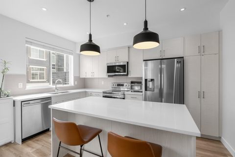 8371 202b Street 60 Langley BC V2Y 4K6