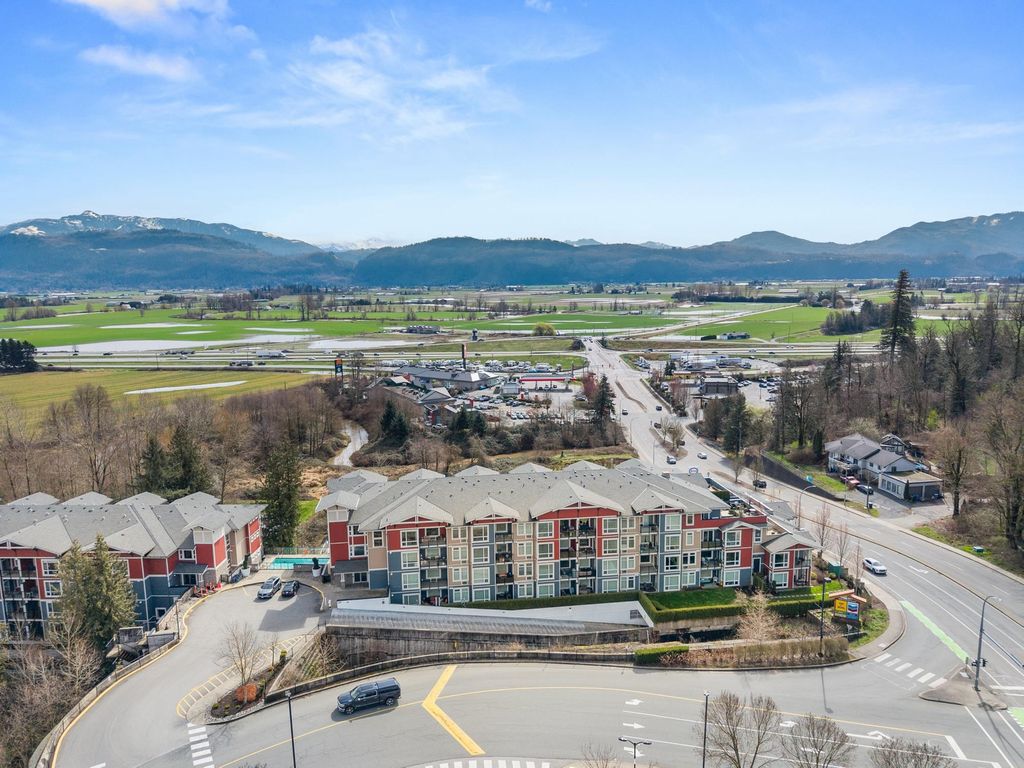 Photo of 2242 Whatcom Road #217, Abbotsford, BC V3G 0G3 (MLS # R3111471)